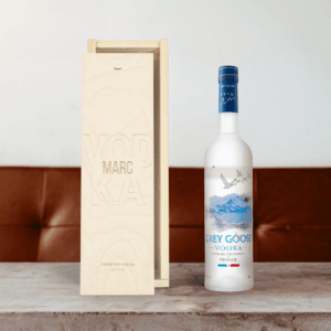 Bestel Vodka in gegraveerde kist - Grey Goose met eigen foto