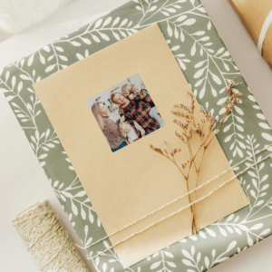 Bestel Bedrukte stickers - 5x5 cm - 9 stuks met eigen foto