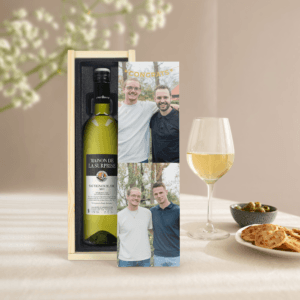 Bestel Wijn in bedrukte kist - Maison de la Surprise - Sauvignon Blanc met eigen foto