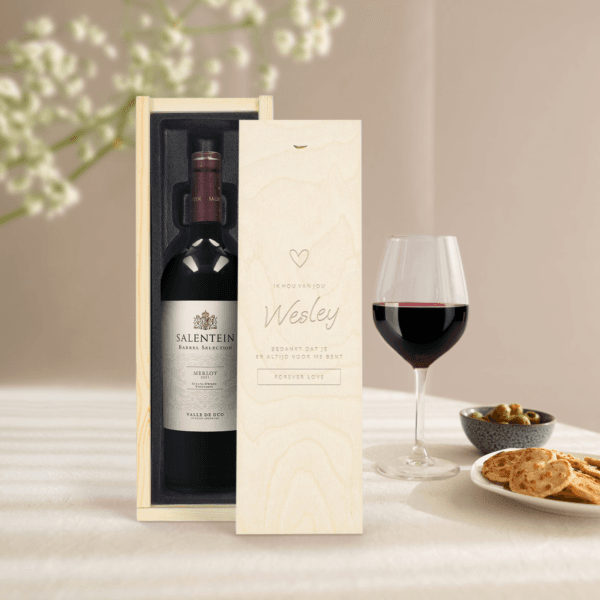 Bestel Wijn in gegraveerde kist - Salentein - Merlot met eigen foto