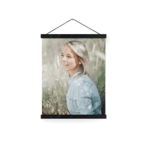 Bestel Gepersonaliseerde poster met zwarte posterhanger 30x40 met eigen foto