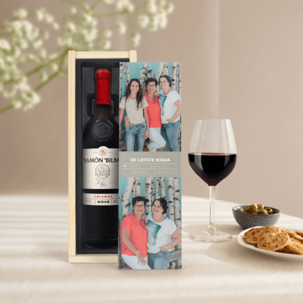 Bestel Wijn in bedrukte kist - Ramon Bilbao Crianza met eigen foto