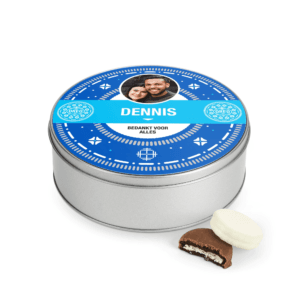 Bestel Oreo rond koekblik met naam met eigen foto