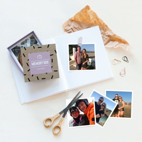 Bestel Vierkante foto&apos;s afdrukken (24) - Giftbox met eigen foto