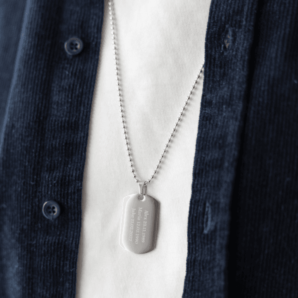 Bestel Zilverkleurig naamplaatje incl. ketting met eigen foto