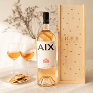 Bestel Wijn in gegraveerde kist - AIX rosé (Magnum) met eigen foto