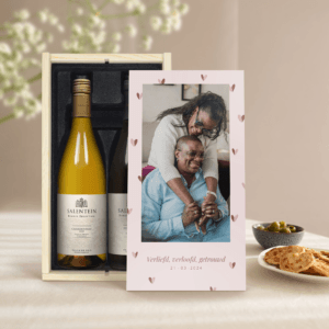 Bestel Wijnpakket in bedrukte kist - Salentein - Pinot Noir en Chardonnay met eigen foto