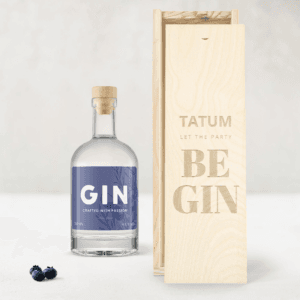 Bestel YourSurprise gin in gegraveerde kist met eigen foto