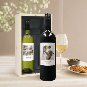 Bestel Wijnpakket met bedrukt etiket - Belvy - Wit en rood met eigen foto