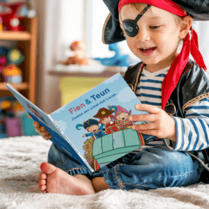 Bestel Gepersonaliseerd kinderboek - Fien & Teun 'Zoeken een schat' - Hardcover met eigen foto