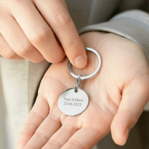 Bestel Sleutelhanger graveren - Rond - Zilver met eigen foto