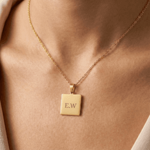Bestel Ketting vierkante hanger met tekst - goud met eigen foto