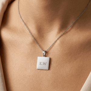 Bestel Ketting vierkante hanger met tekst - zilver met eigen foto