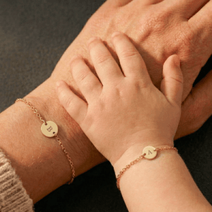 Bestel Moeder dochter armbanden - Goud - 16 & 13 cm met eigen foto