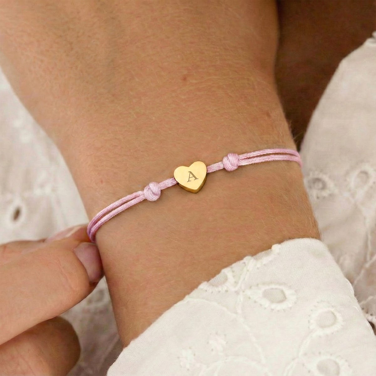 Bestel Gepersonaliseerde koord armband - Roze - Gouden hartje met eigen foto