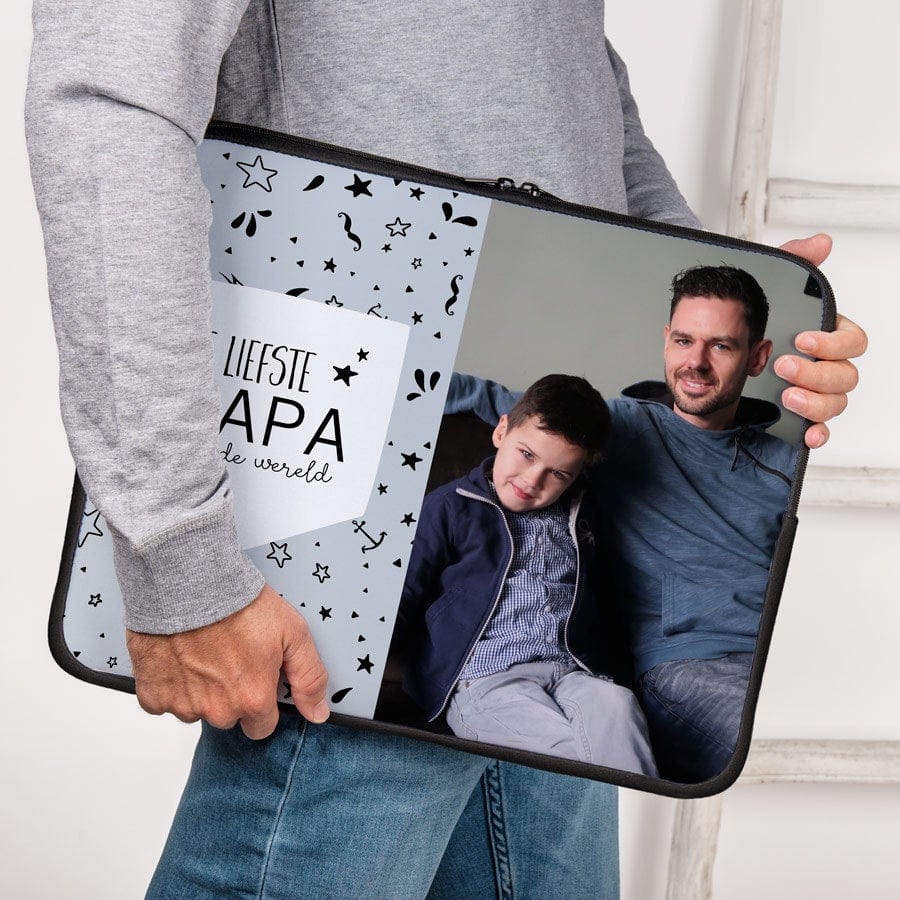 Bestel Laptophoes bedrukken - L - 40 x 30 cm met eigen foto